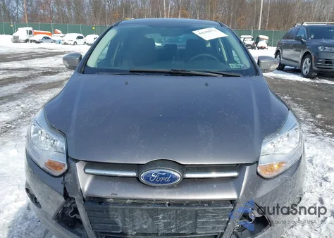2014 Ford Focus Se z USA, uszkodzony, nr VIN 1FADP3K24EL388133
